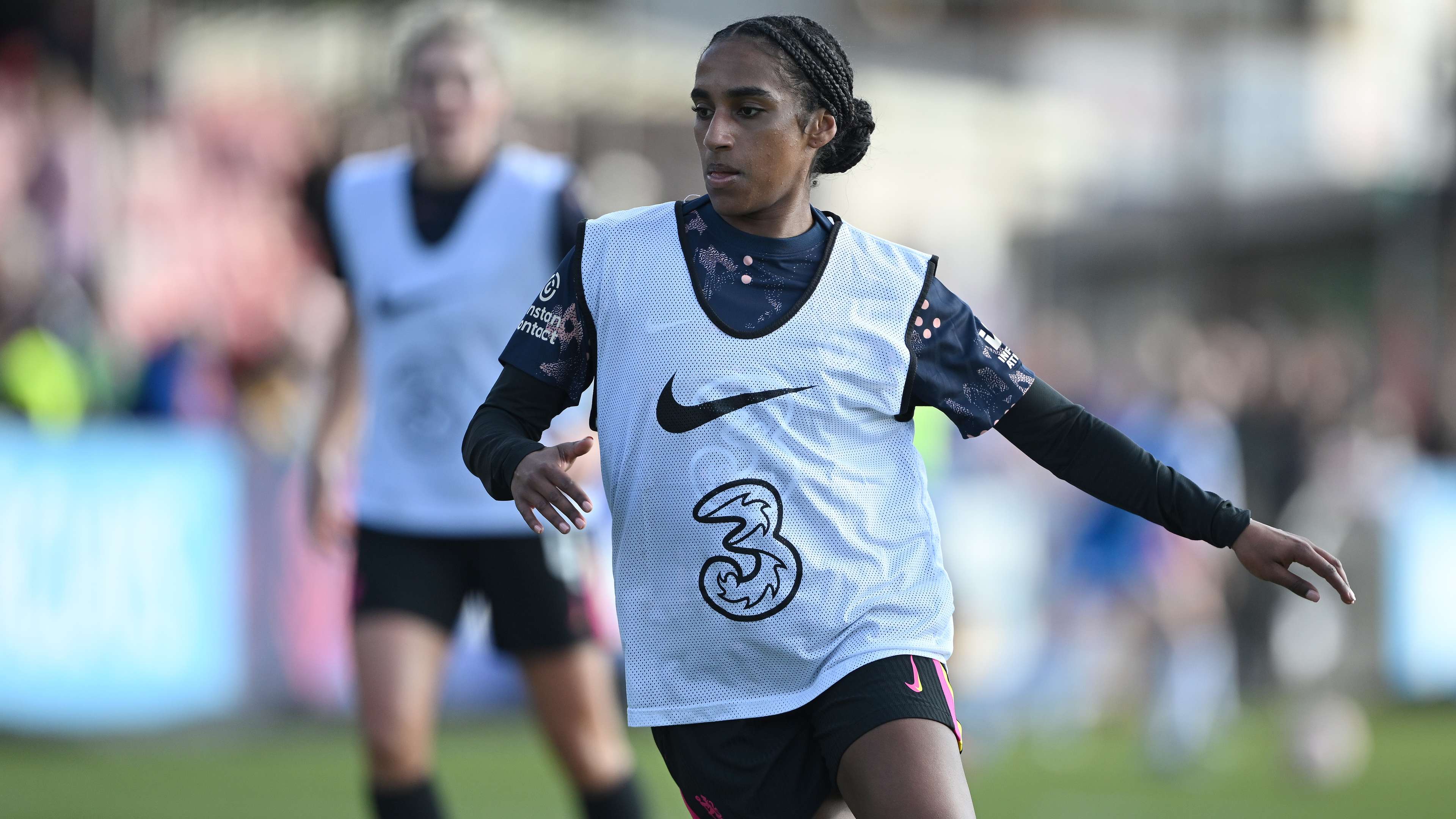 保持冷静并 保持冷静并