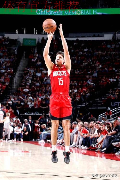 谢泼德找回准心 接球三分手起刀落 谢泼德找回准心 接球三分手起刀落